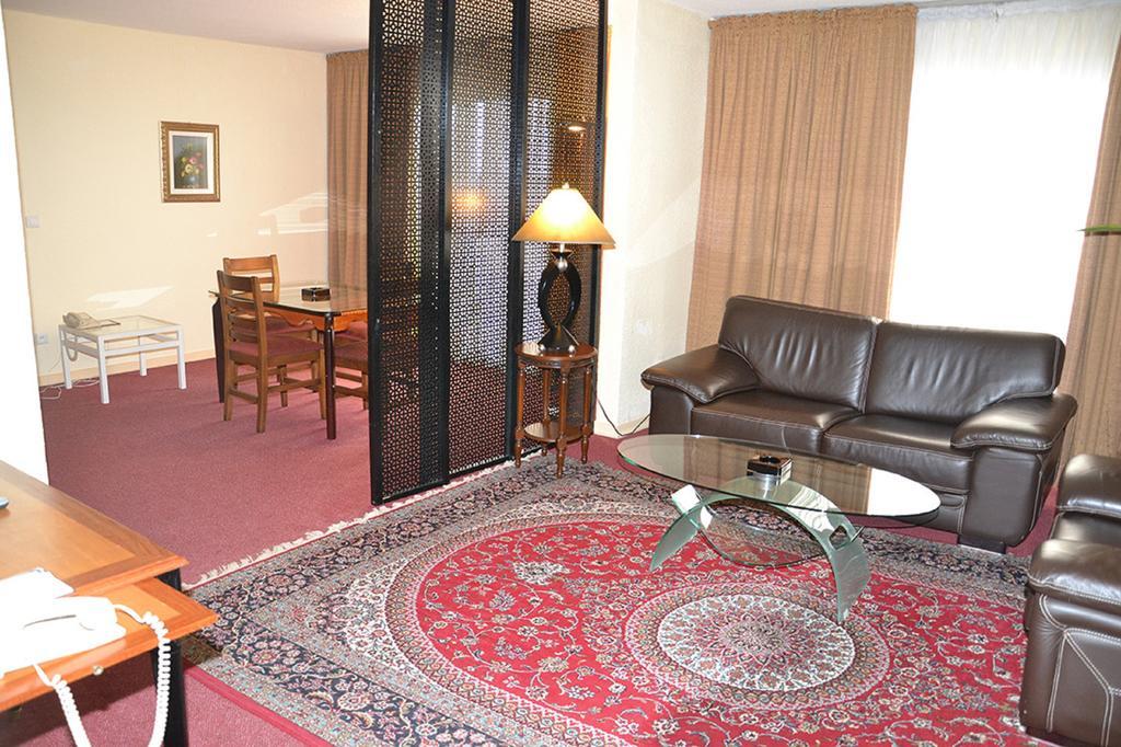 Hotel Sawa Ντουάλα Εξωτερικό φωτογραφία